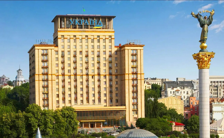 Кабінет міністрів включив до переліку об'єктів великої приватизації державної власності готель «Україна».